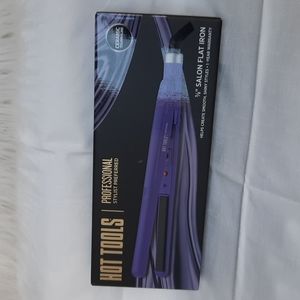 Brand New Hot Tools Flat Iron